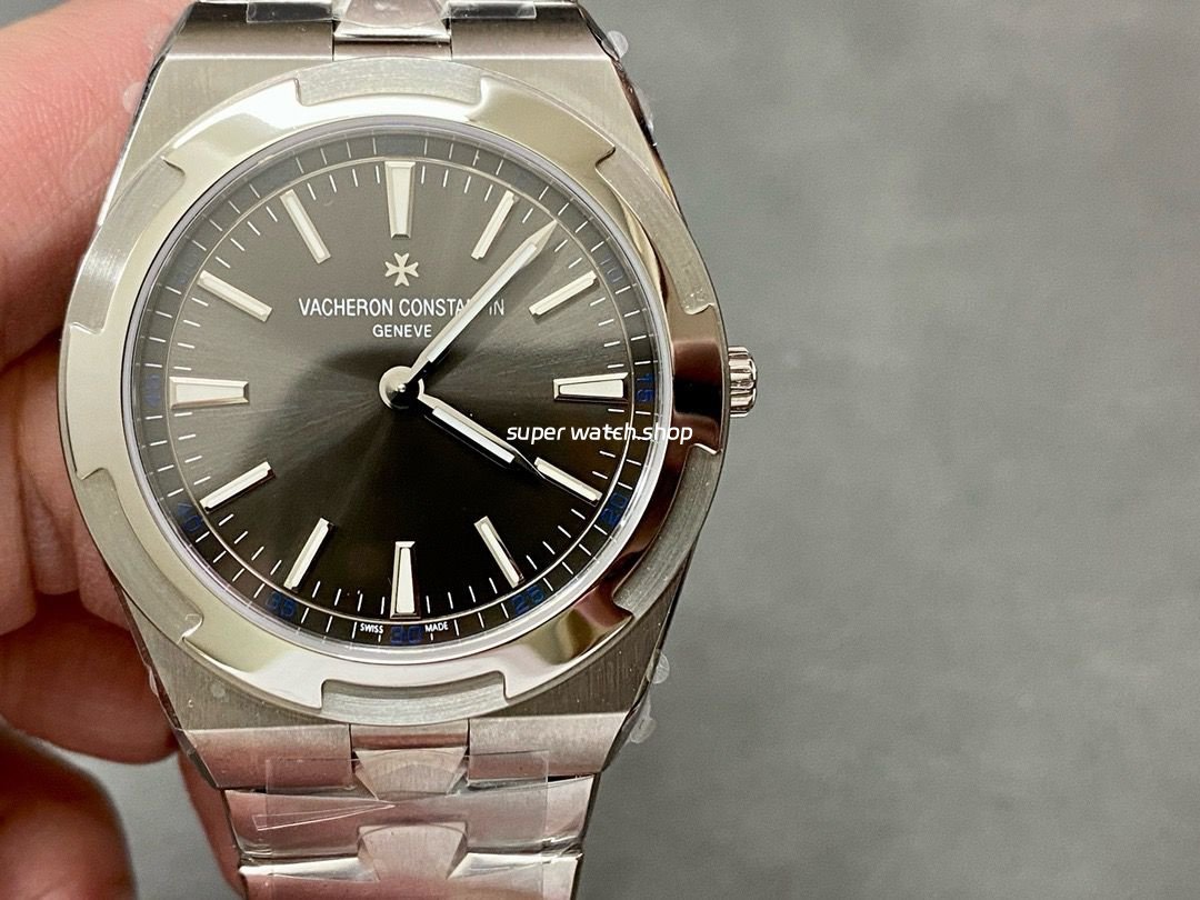 8F-Factory-Vacheron-Constantin-Overseas-2000V120G-B122-40mm-Full-White-Gold-Grey-Dial-16.jpg 8F Factory Vacheron Constantin Overseas 2000V/120G-B122 40mm Full White Gold Grey Dial - Image 1