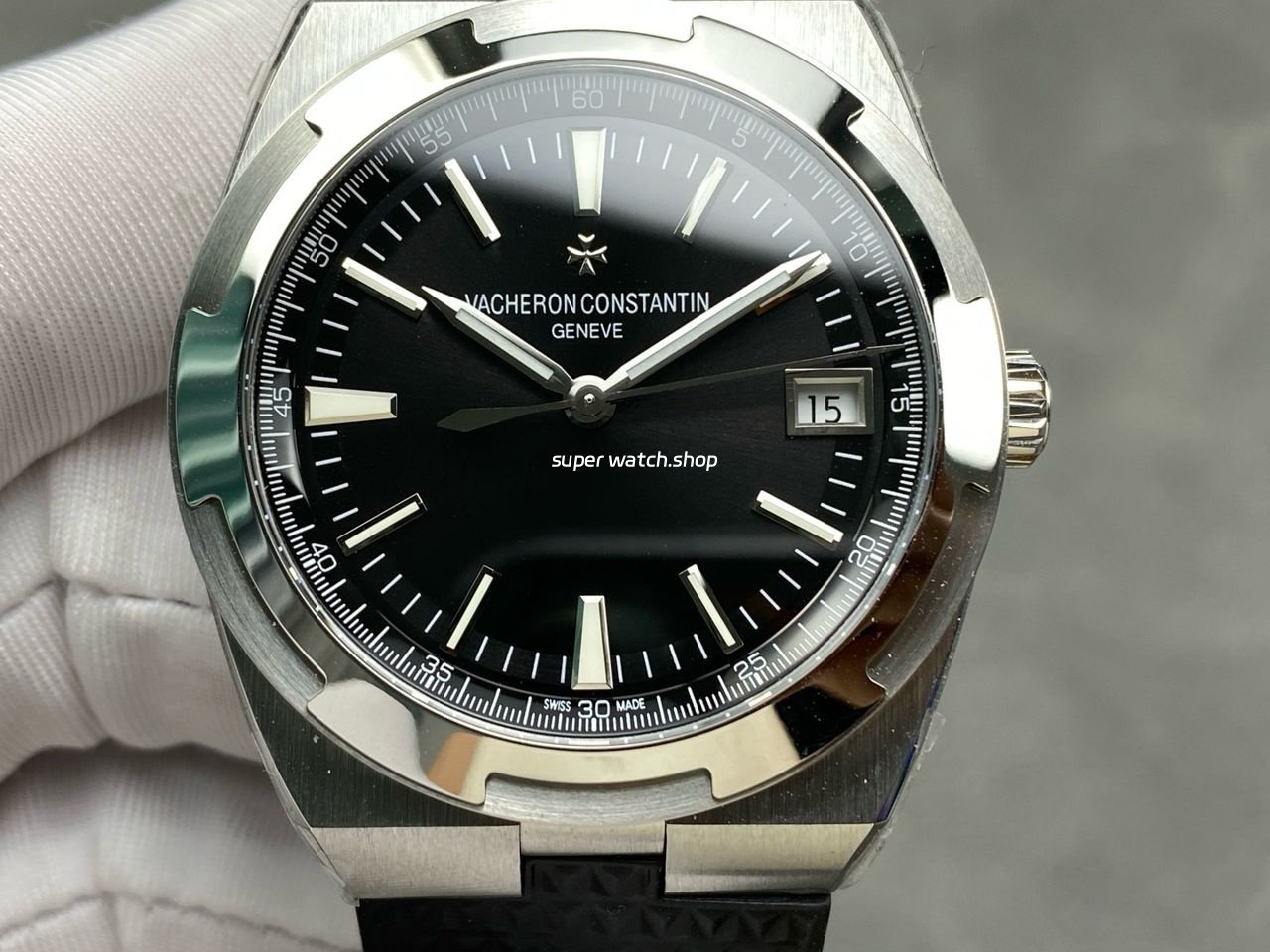 8F-Factory-Vacheron-Constantin-Overseas-4500V110A-B483-41mm-Rubber-Strap-Black-Dial-1.jpeg 8F Factory Vacheron Constantin Overseas 4500V110A-B483 41mm Rubber Strap Black Dial - Image 1