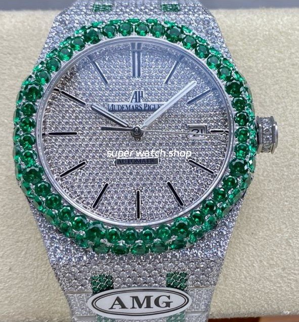 AMG-Factory-Audemars-Piguet-Royal-Oak-Selfwinding-15400-41mm-Gr-2.jpg AMG Factory Audemars Piguet Royal Oak Selfwinding 15400 41mm Green Diamond Bezel Full Green White Diamond Steel Diamond Dial - Image 1
