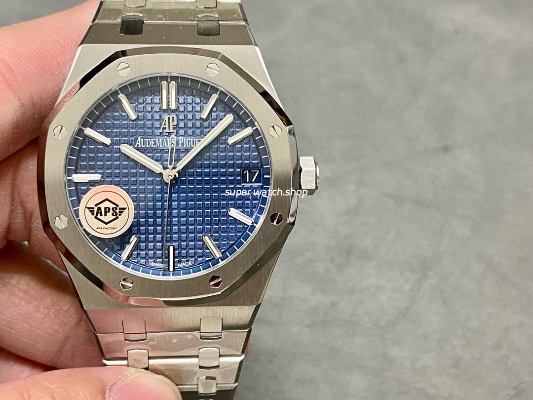 APS-Factory-Audemars-Piguet-Royal-Oak-Selfwinding-41mm-15500ST.OO_.1220ST.01-Blue-Dial-1.jpg APS Factory Audemars Piguet Royal Oak Selfwinding 41mm 15500ST.OO.1220ST.01 Blue Dial - Image 1