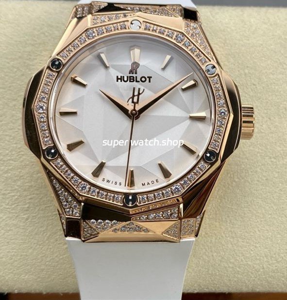 HB-Factory-Hublot-Classic-Fusion-550.OS_.2200.RW_.1804.ORL20-40mm-Diamond-Rose-9.jpg HB Factory Hublot Classic Fusion 550.OS.2200.RW.1804.ORL20 40mm Diamond Rose Gold White Rubber Strap White Dial - Image 1