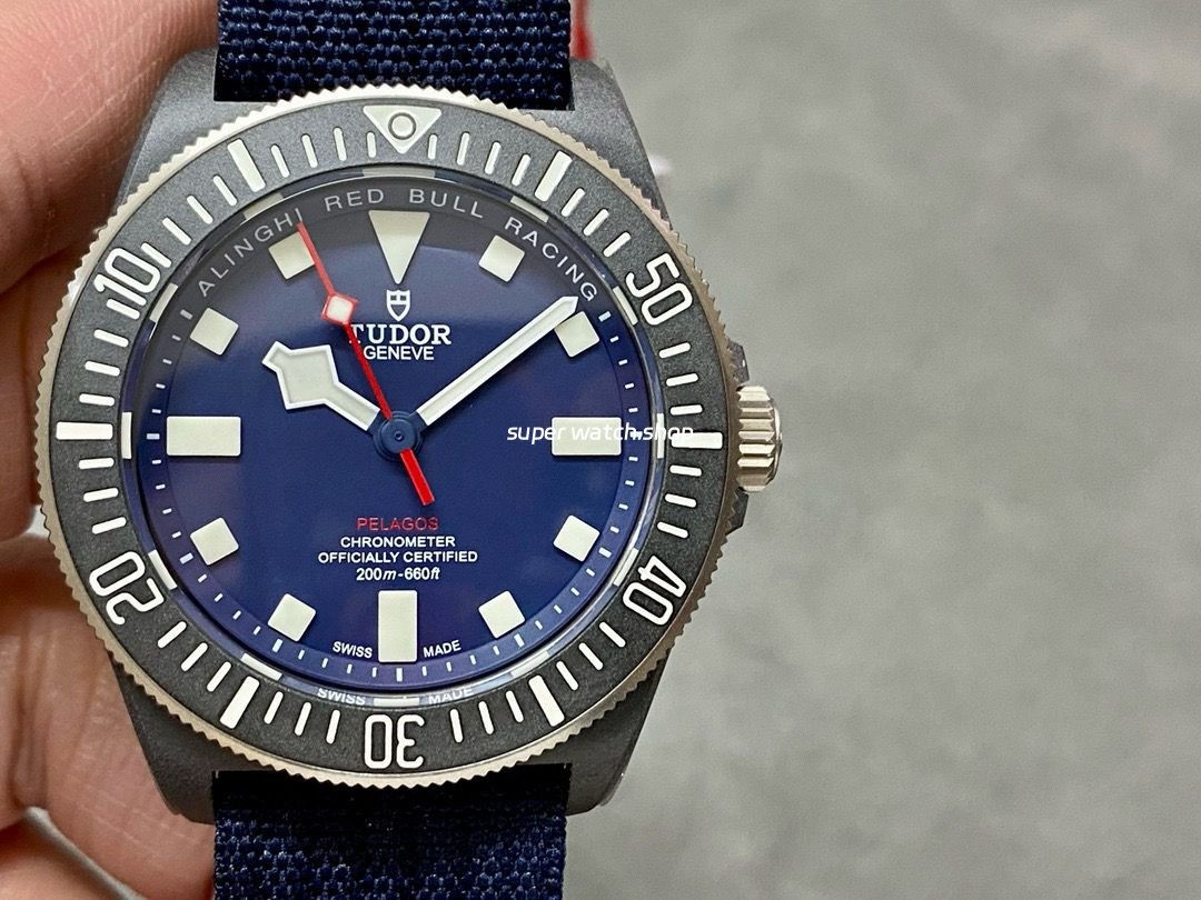 M-Factory-Tudor-Pelagos-25707KN-42mm-Carbon-Fiber-Textile-Strap-Blue-Dial-1.jpg M+ Factory Tudor Pelagos 25707KN 42mm Carbon Fiber Textile Strap Blue Dial - Image 1