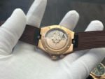 MKF Factory Vacheron Constantin Overseas Dual Time 7900V000R-B336 Rubber Strap Rose Gold Silver Dial - Image 7