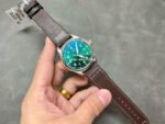 V7 Factory IWC Pilot Mark XX IW328205 40mm Steel Leather Strap Arabic Numerals Green Dial - Image 4