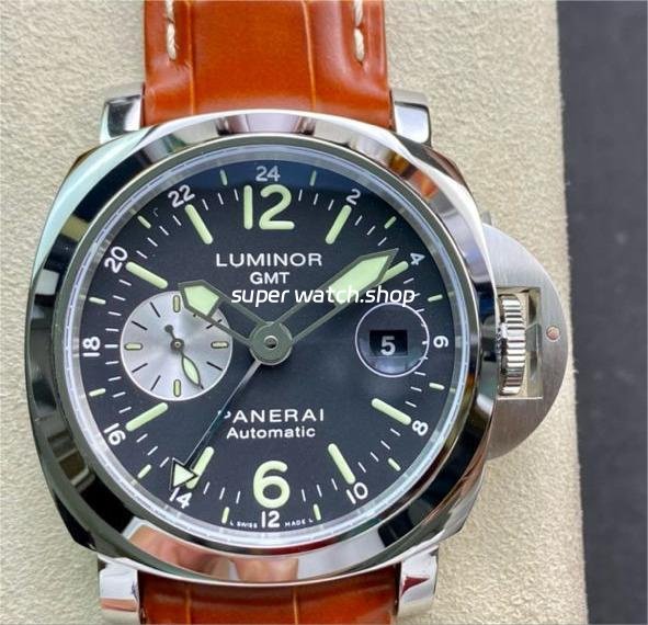 VS-Factory-Panerai-Luminor-GMT-PAM-00088-44mm-Steel-Leather-Strap-Black-Dial-6.jpg VS Factory Panerai Luminor GMT PAM 00088 44mm Steel Leather Strap Black Dial - Image 1